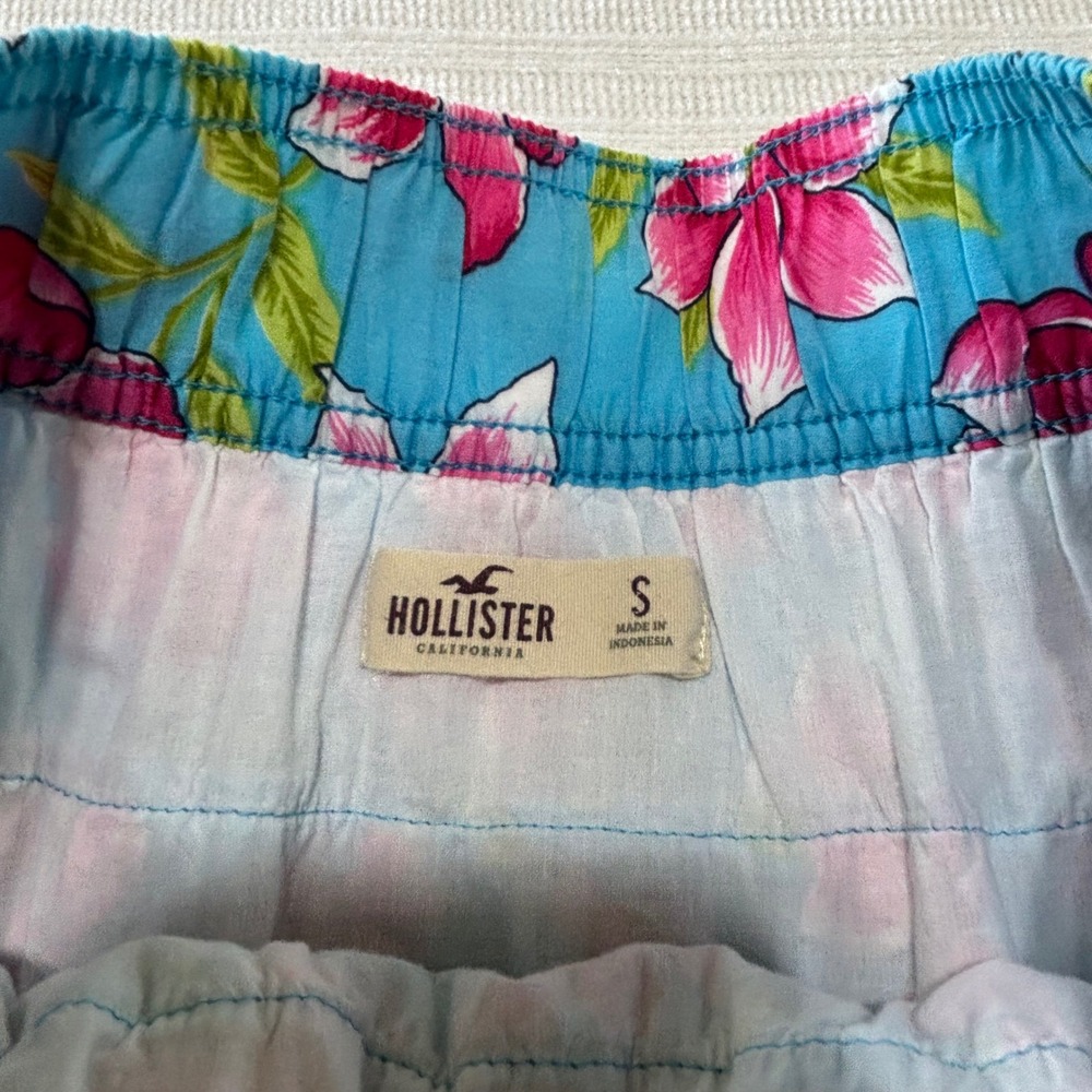 Hollister Blue Pink Floral Tiered Ruffle Mini Skirt Small Tropical Y2K Summer - Picture 3 of 7